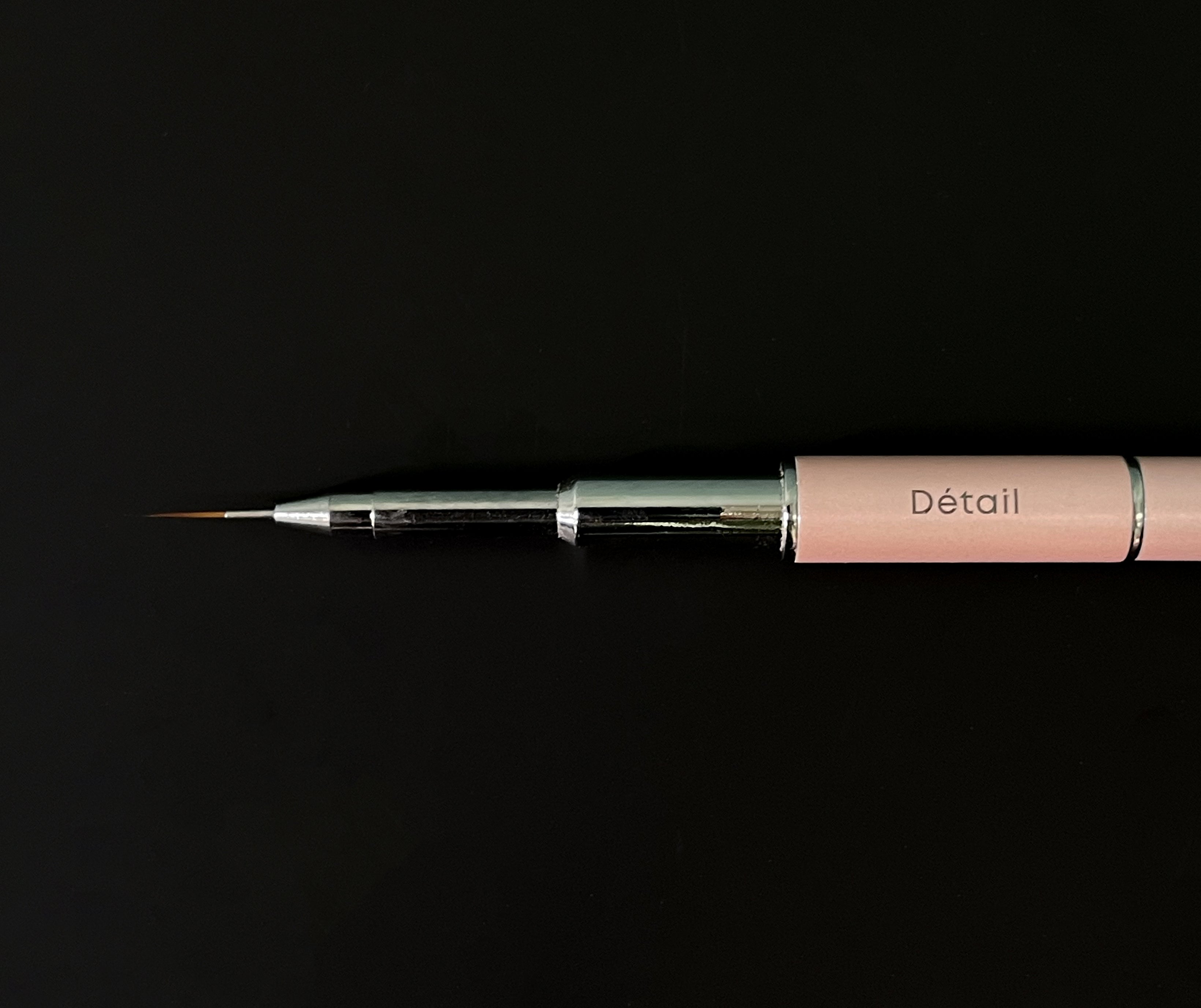 Pinceau nail art détail Lili Creuk